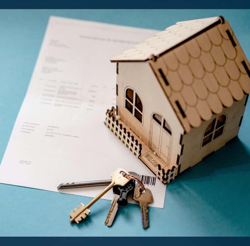 Pantebrev coverbillede hus nøgle papir